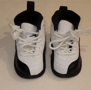 2013 Nike Air Jordan 12 Retro Taxi Varsity Red Black/White Toddler Shoes! Sz 6C